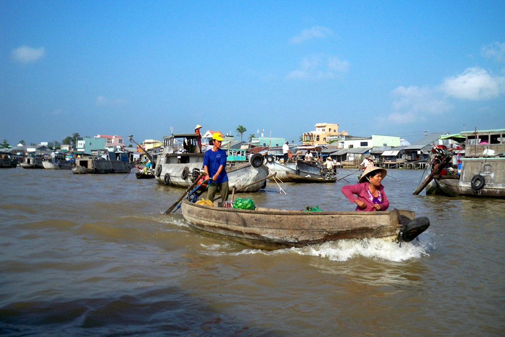 Boat to market